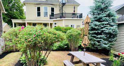 Urban Cottage - in the heart of Charlottetown