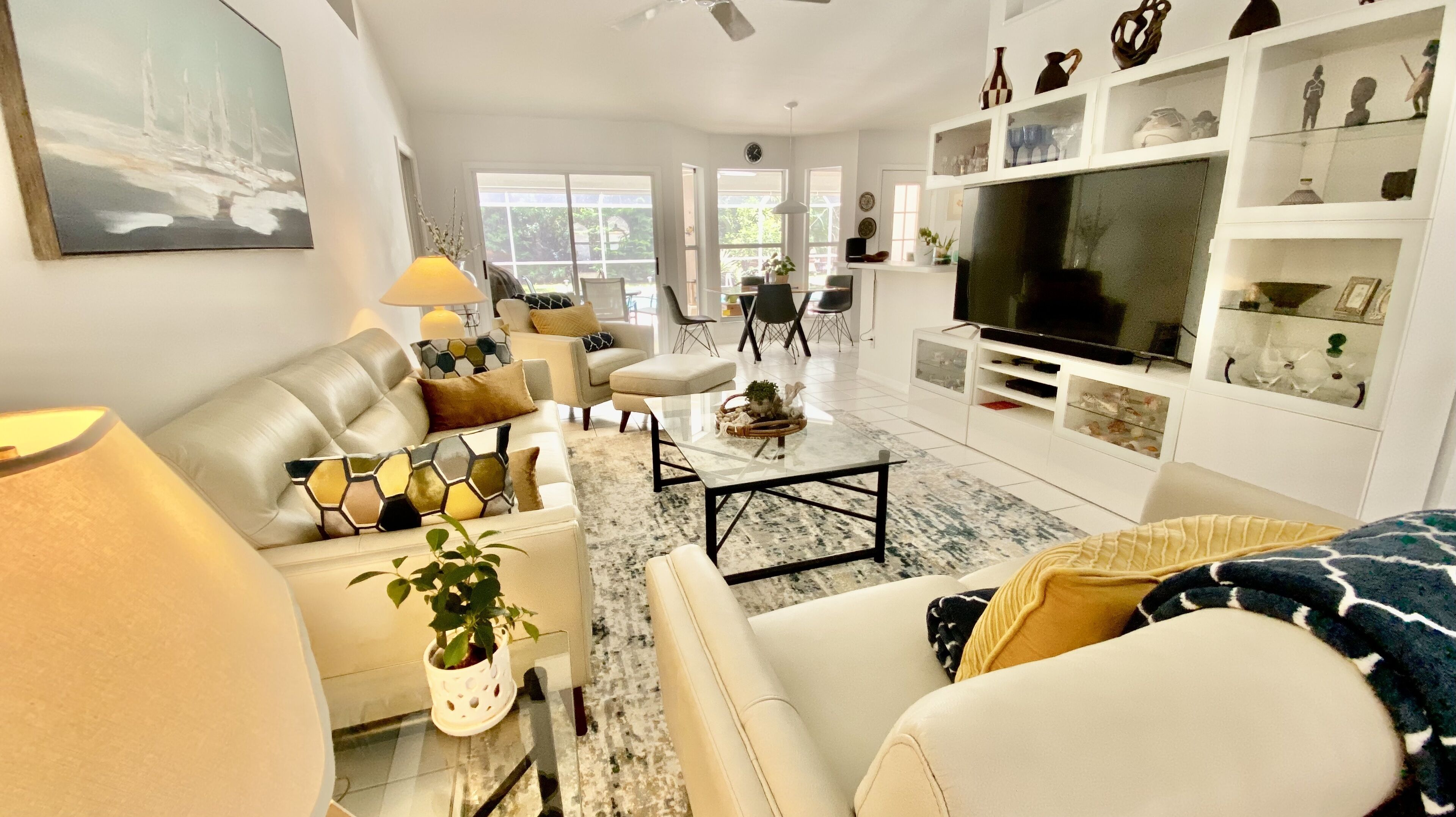 Great open space for the whole family to gather
