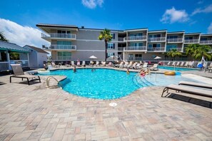 Outdoor pool, a heated pool