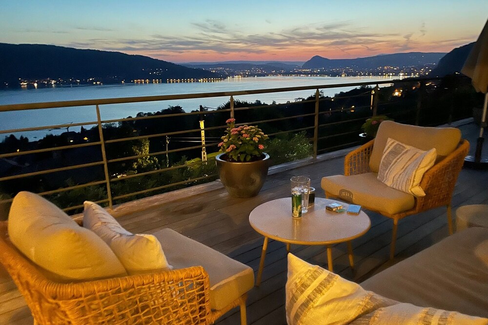 Villa with beautiful lake view Annecy