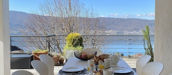 Villa with beautiful lake view Annecy