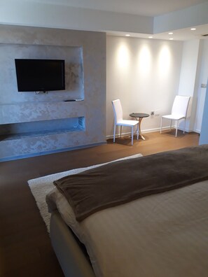 4 chambres, bureau, fer et planche Ă repasser, Wi-Fi gratuit