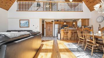 House (4 Bedrooms) | Property amenity