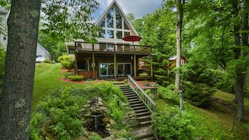 House (4 Bedrooms) | Front of property