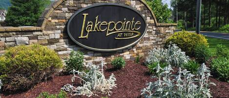 House (6 Bedrooms) | Property amenity