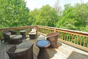 House (6 Bedrooms) | Property amenity