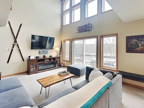 Casa (6 Bedrooms) | Servicio de la propiedad