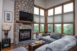 House (4 Bedrooms) | Property amenity - Eagle's Rest by Taylor Made Deep Creek (McHenry)