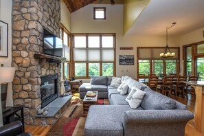 House (4 Bedrooms) | Property amenity - Eagle's Rest by Taylor Made Deep Creek (McHenry)