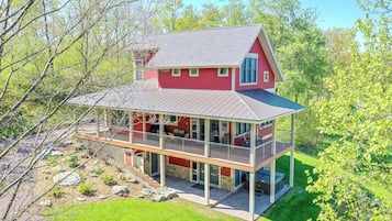 House (4 Bedrooms) | Property amenity