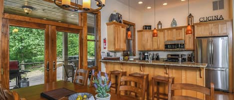 Casa (4 Bedrooms) | Servicio de la propiedad