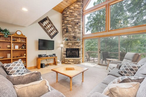 Fancy Free by Taylor Made Deep Creek