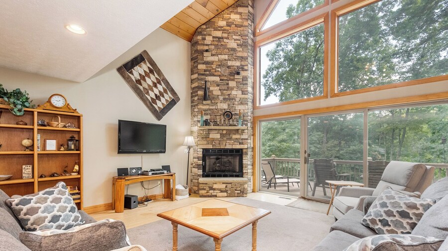 Fancy Free by Taylor Made Deep Creek