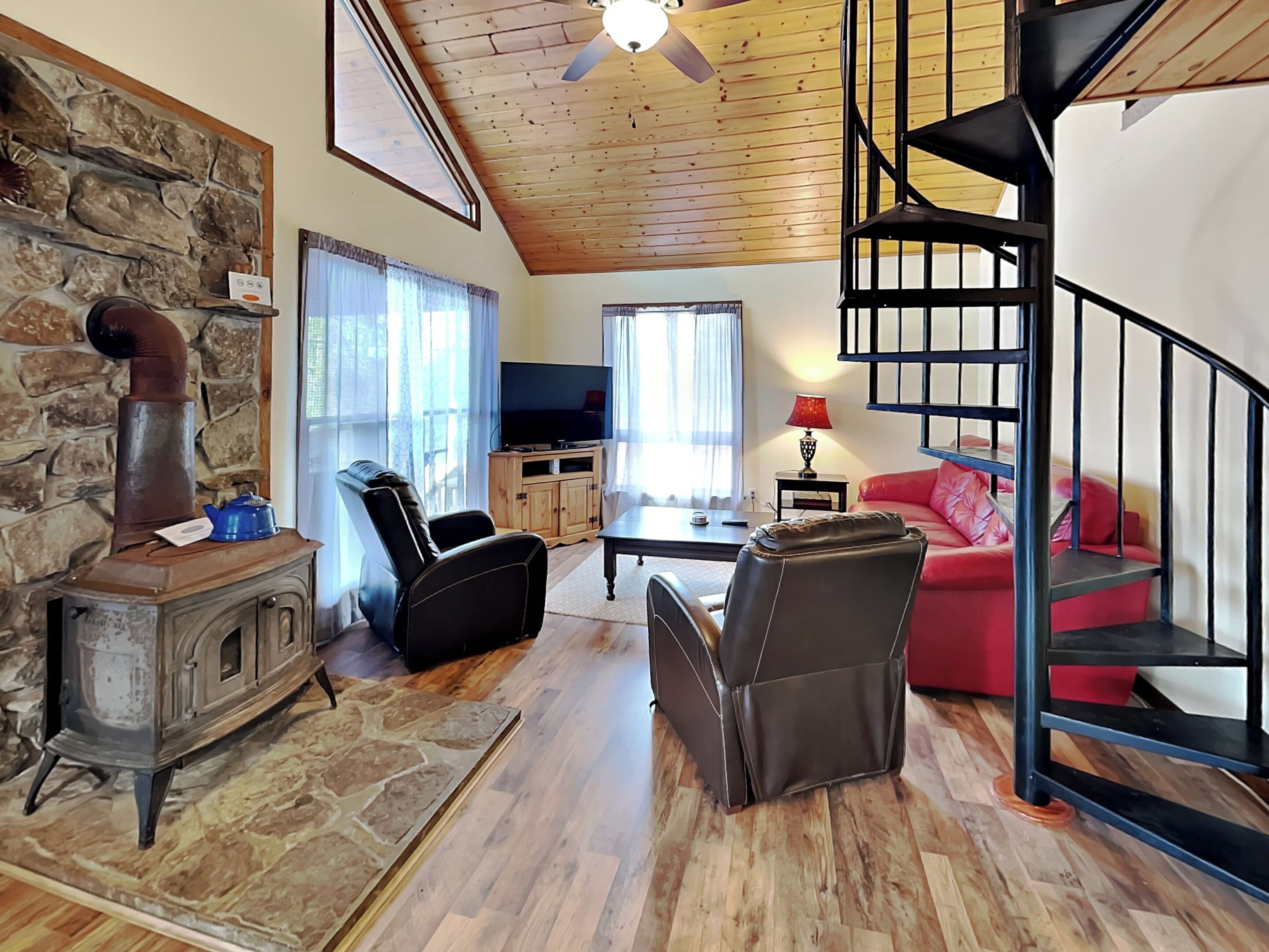 House (3 Bedrooms) | Property amenity