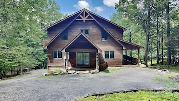 House (6 Bedrooms) | Property amenity