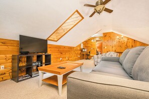 House (4 Bedrooms) | Property amenity