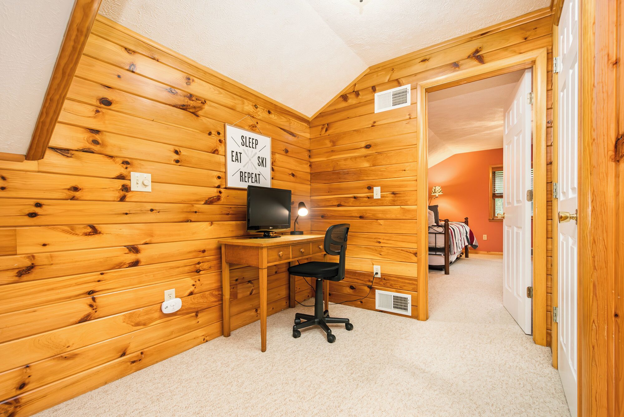 House (4 Bedrooms) | Property amenity