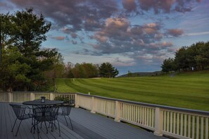House (4 Bedrooms) | Property amenity - Forever Young by Taylor Made Deep Creek (McHenry)