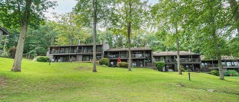 Studio (3 Bedrooms) | Exterior