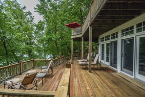 House (Multiple Bedrooms) | Property amenity - Friday's Escape by Taylor Made Deep Creek (McHenry)