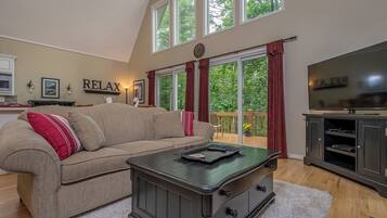 Casa (4 Bedrooms) | Servicio de la propiedad