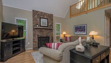 House (4 Bedrooms) | Property amenity