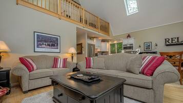 House (4 Bedrooms) | Property amenity