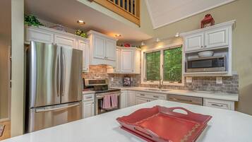 House (4 Bedrooms) | Property amenity