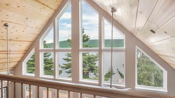 House (5 Bedrooms) | Property amenity