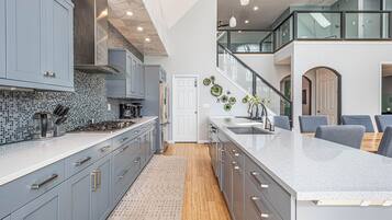 House (5 Bedrooms) | Property amenity