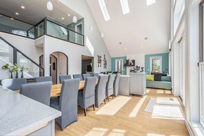 House (5 Bedrooms) | Property amenity