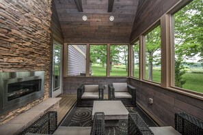 House (5 Bedrooms) | Property amenity - Glenwood Cove by Taylor Made Deep Creek (Swanton)