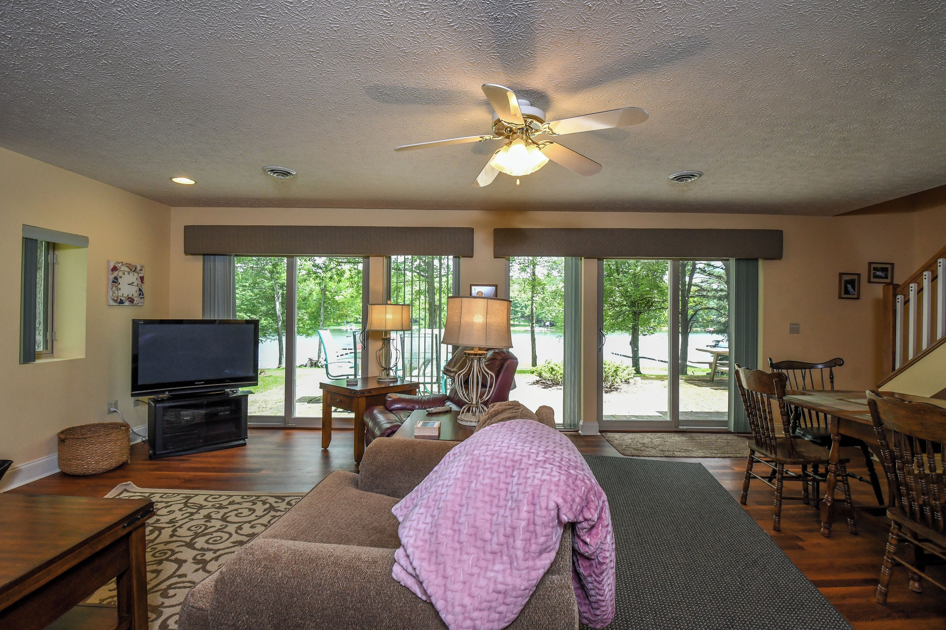 House (3 Bedrooms) | Property amenity