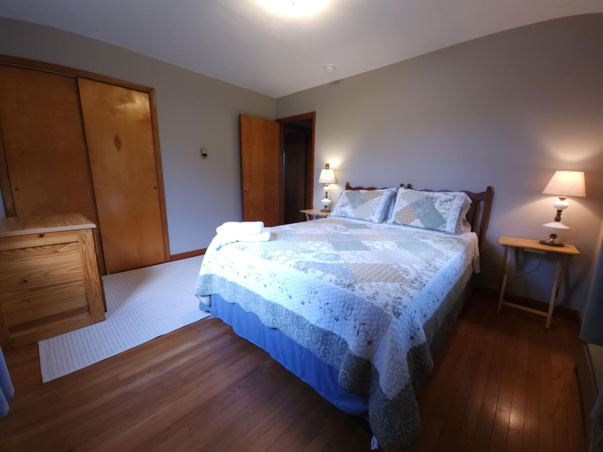 4 chambres, Wi-Fi gratuit, draps fournis