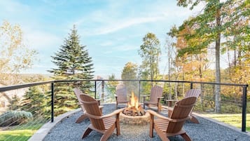 House (4 Bedrooms) | Property amenity