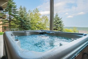 House (4 Bedrooms) | Property amenity