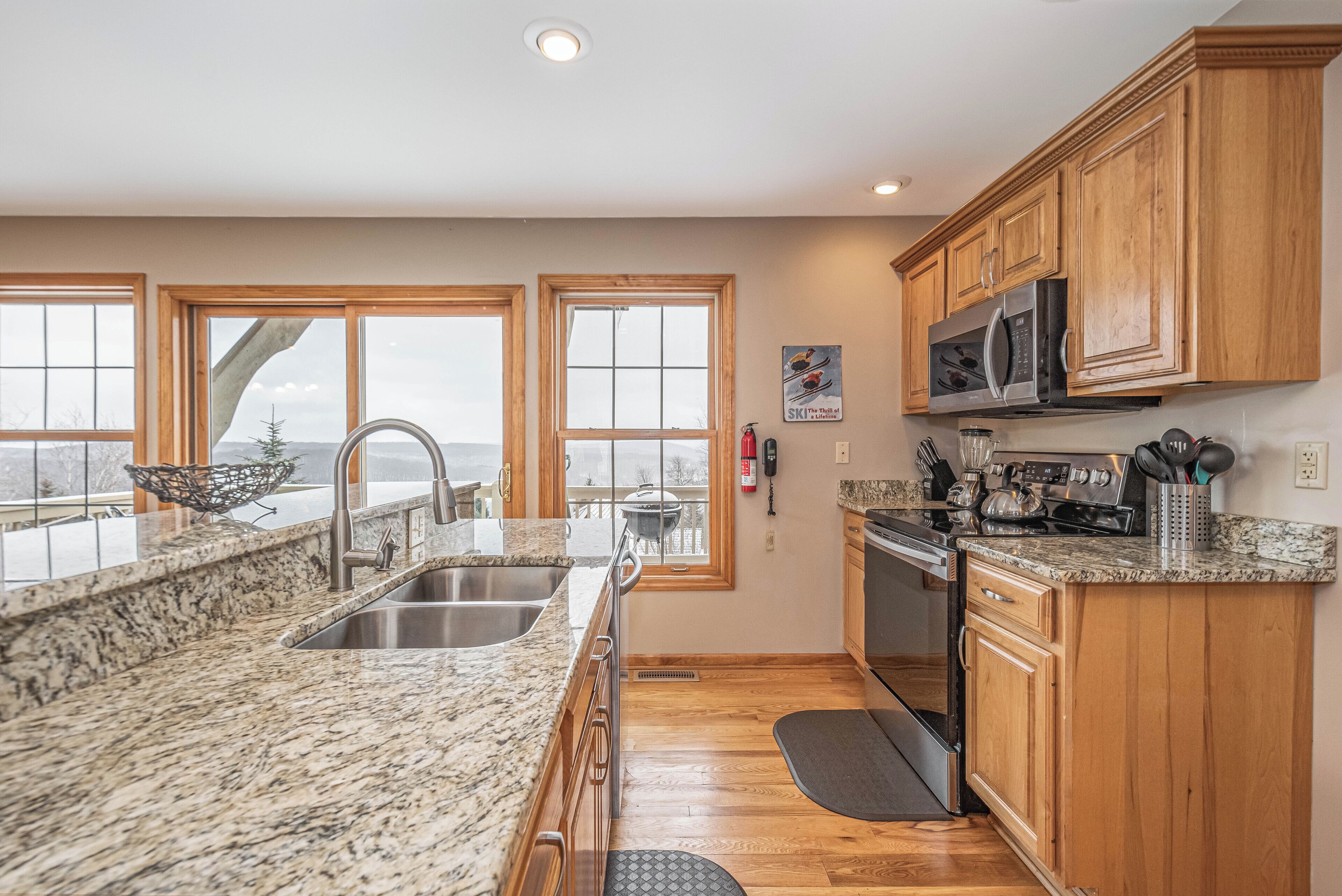 House (4 Bedrooms) | Property amenity