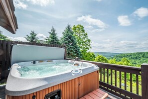 House (4 Bedrooms) | Property amenity
