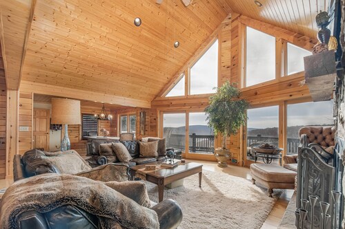 Happyplace Hideaway by Taylor Made Deep Creek