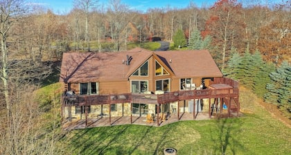 Happyplace Hideaway by Taylor Made Deep Creek