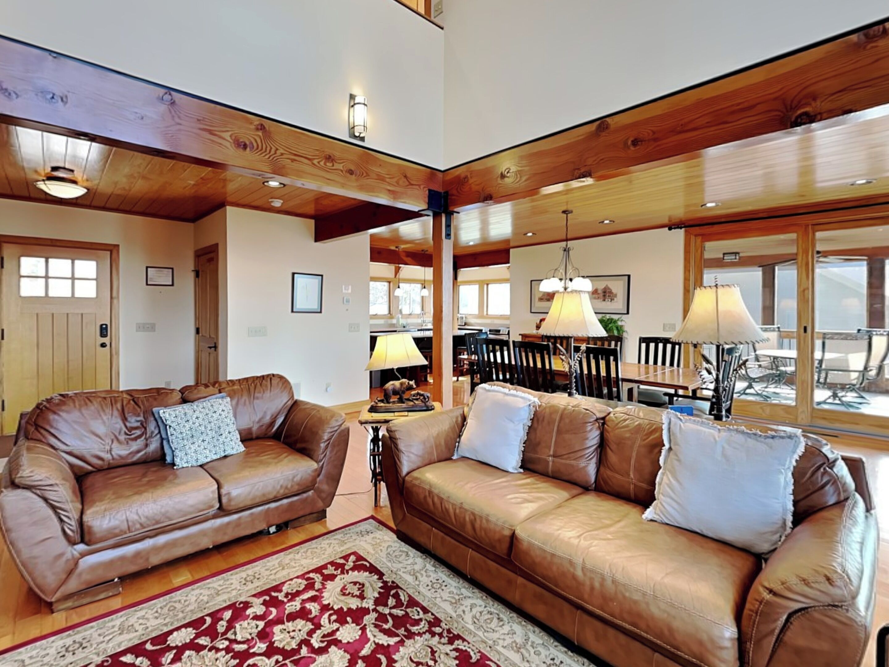 House (5 Bedrooms) | Property amenity