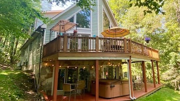 House (4 Bedrooms) | Front of property