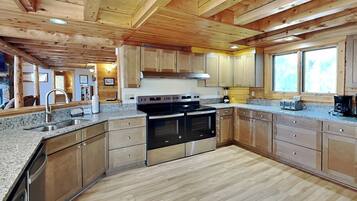 House (Multiple Bedrooms) | Property amenity