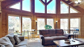 House (Multiple Bedrooms) | Property amenity