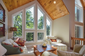 House (5 Bedrooms) | Property amenity - Heavenly Grove by Taylor Made Deep Creek (Oakland)