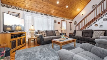 House (4 Bedrooms) | Property amenity