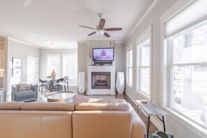 Fernseher
