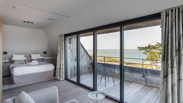 3 slaapkamers, een strijkplank/strijkijzer, gratis wifi, beddengoed