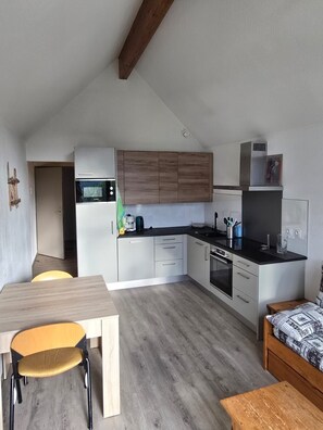 Fridge, microwave, dishwasher, coffee/tea maker - L'Alp'Oz - Au pied des pistes (Oz)