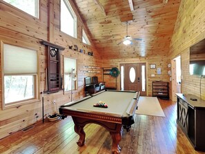 House (5 Bedrooms) | Property amenity